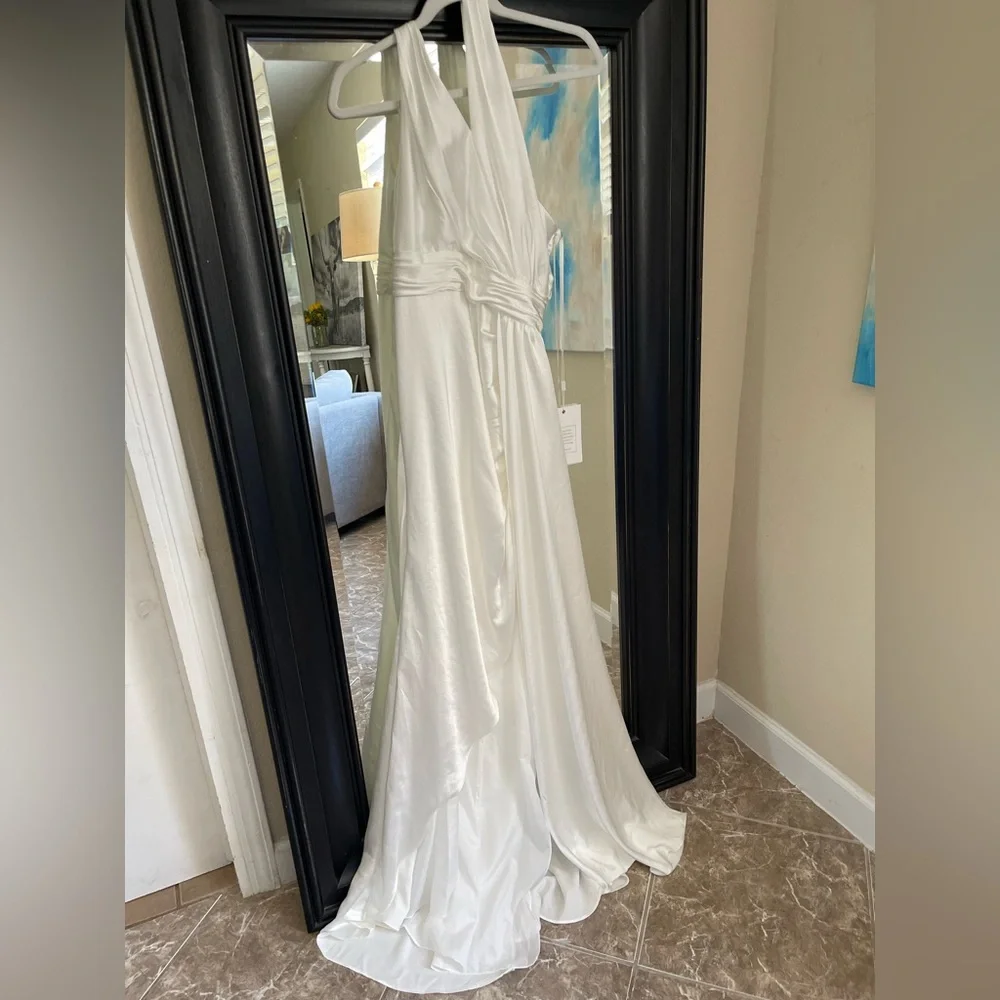 NWT Mac Duggal White One Shoulder‎ Cutout Charmeuse Gown Size 4